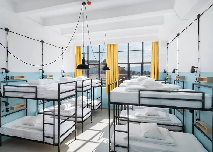  Fabrika Hostel & Suites